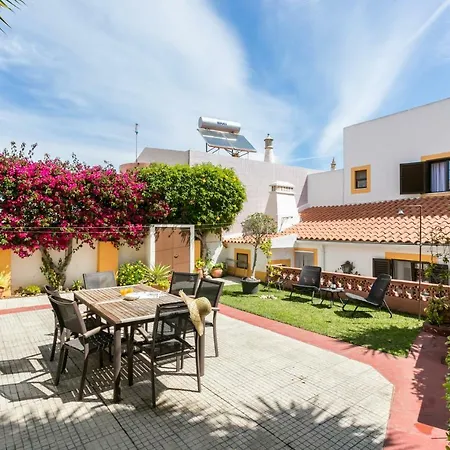 3 Marias Garden House B&B 라고스
