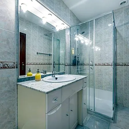 לינה וארוחת בוקר 3 Marias Garden House 3*