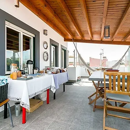3 Marias Garden House לינה וארוחת בוקר 3*