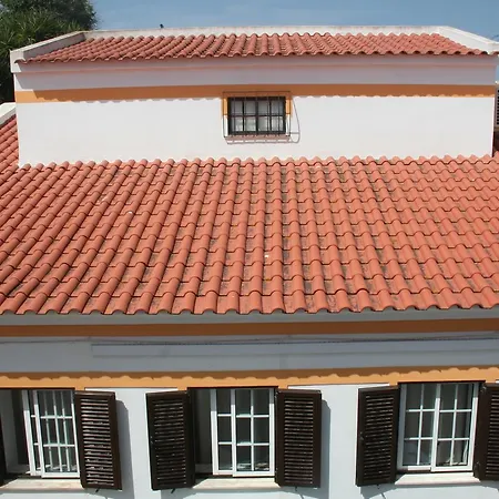 3 Marias Garden House Bed & Breakfast Lagos