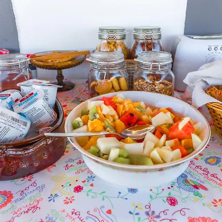 3 Marias Garden House Alojamento de Acomodação e Pequeno-almoço