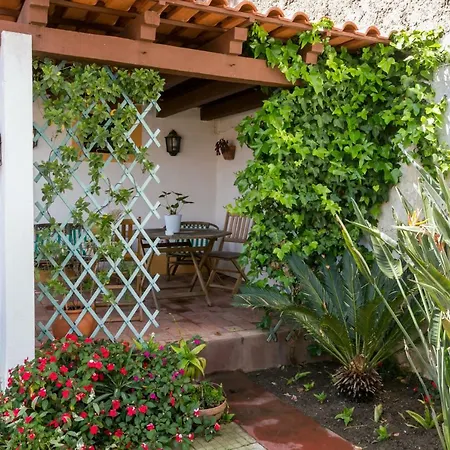 Bed & Breakfast 3 Marias Garden House *