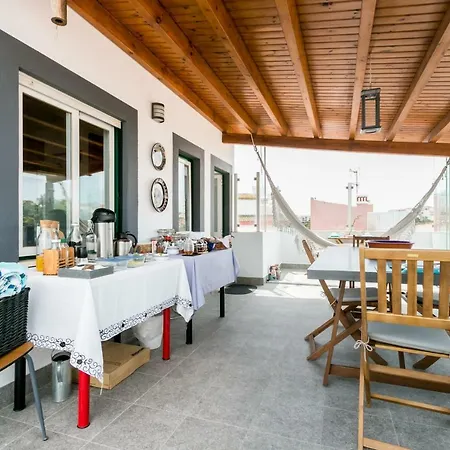3 Marias Garden House Bed & Breakfast *