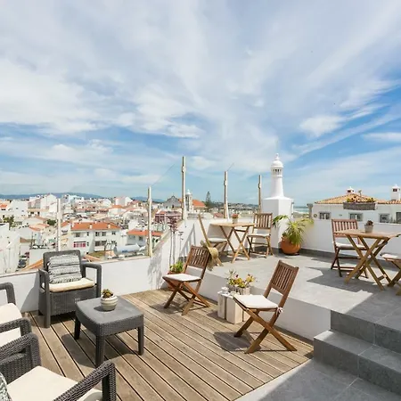 B&B 3 Marias Garden House 3*