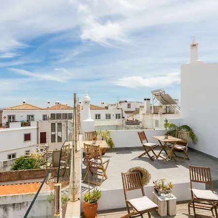 Bed & Breakfast 3 Marias Garden House 3*