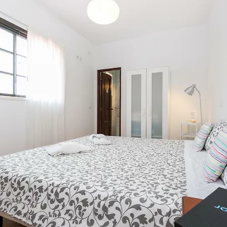 Bed & Breakfast 3 Marias Garden House