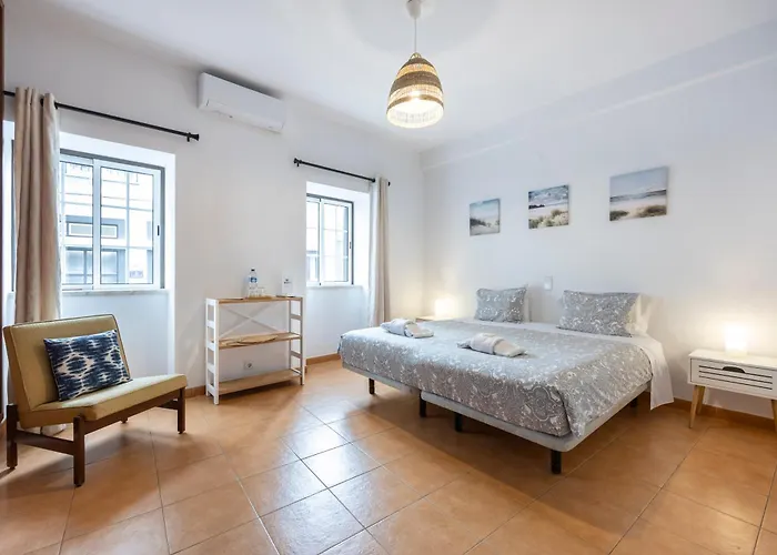 3 Marias Garden House B&B 라고스