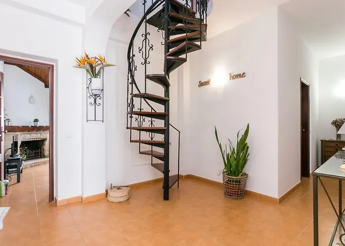 3 Marias Garden House B&B 3*